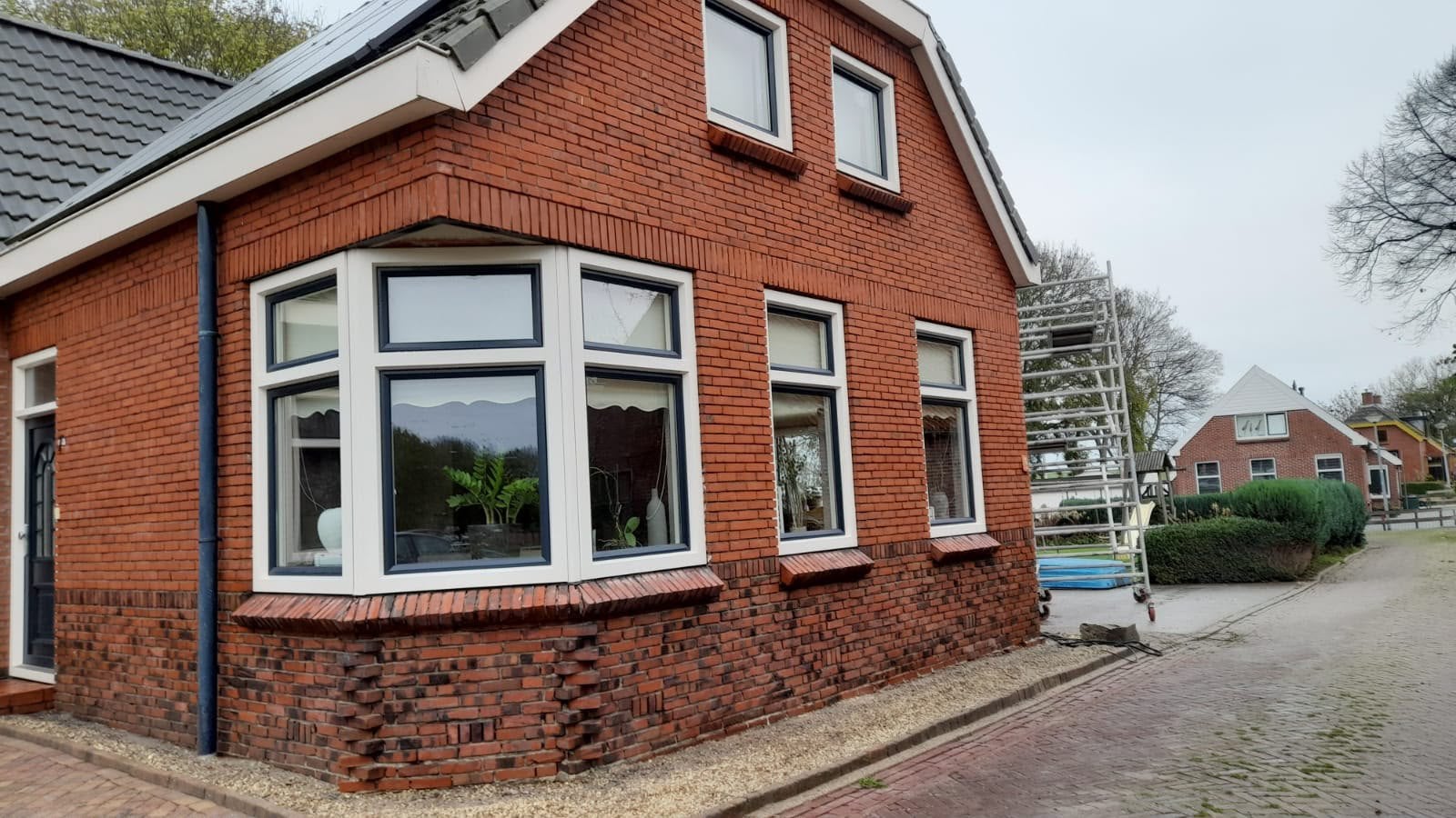 Gevel renovatie, Ophalen