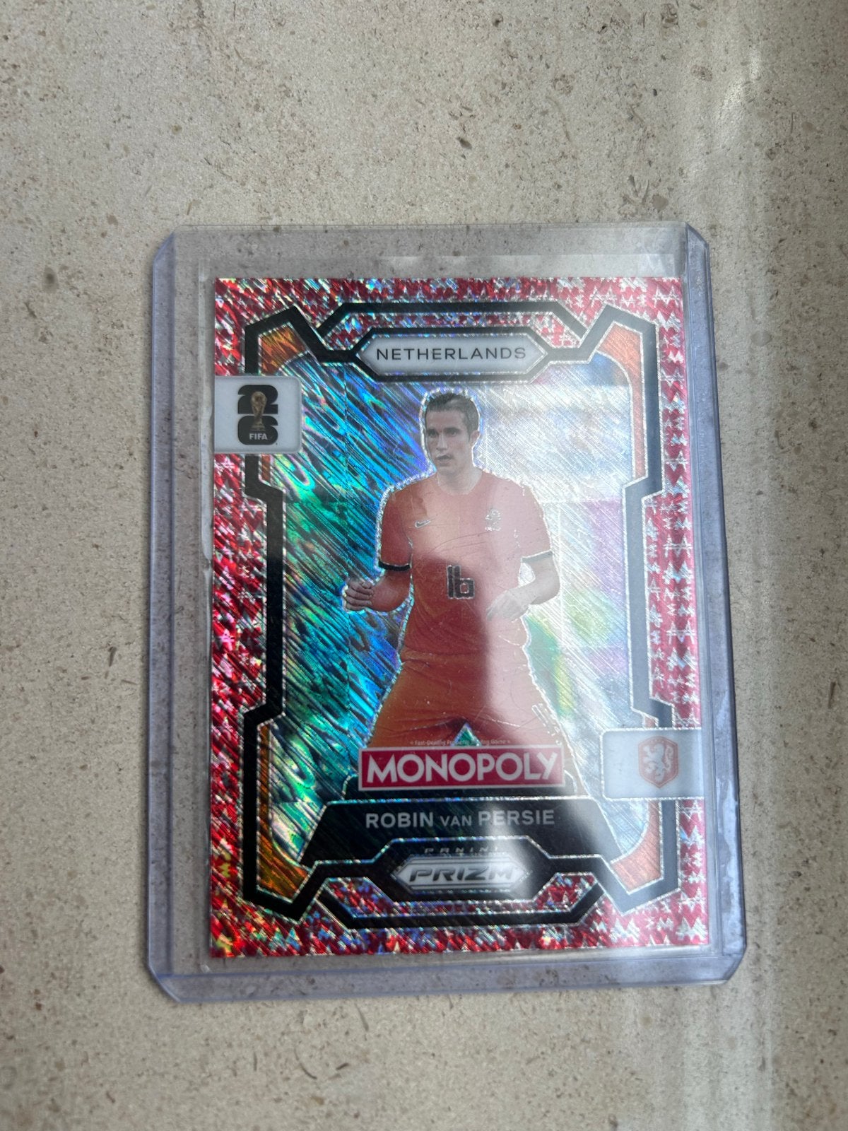 /100 Robin van Persie Monopoly Prizm FIFA World Cup 2022, Ophalen of Verzenden, Zo goed als nieuw, Overige sporten, Spelerskaart