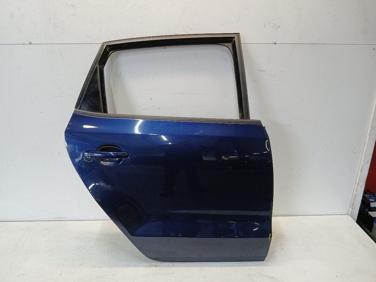 Portier rechts achter Volkswagen Polo, Auto-onderdelen, Onderdelen@venauto.nl, Van der Ven Autorecycling B.V., Gebruikt, Ettenseweg 76, 4706 PB Roosendaal, The Netherlands