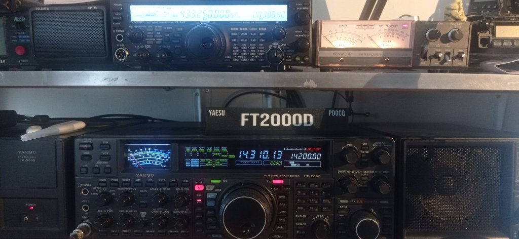 Te Koop Yaesu FT 2000D, Ophalen, Zo goed als nieuw, Zender en Ontvanger