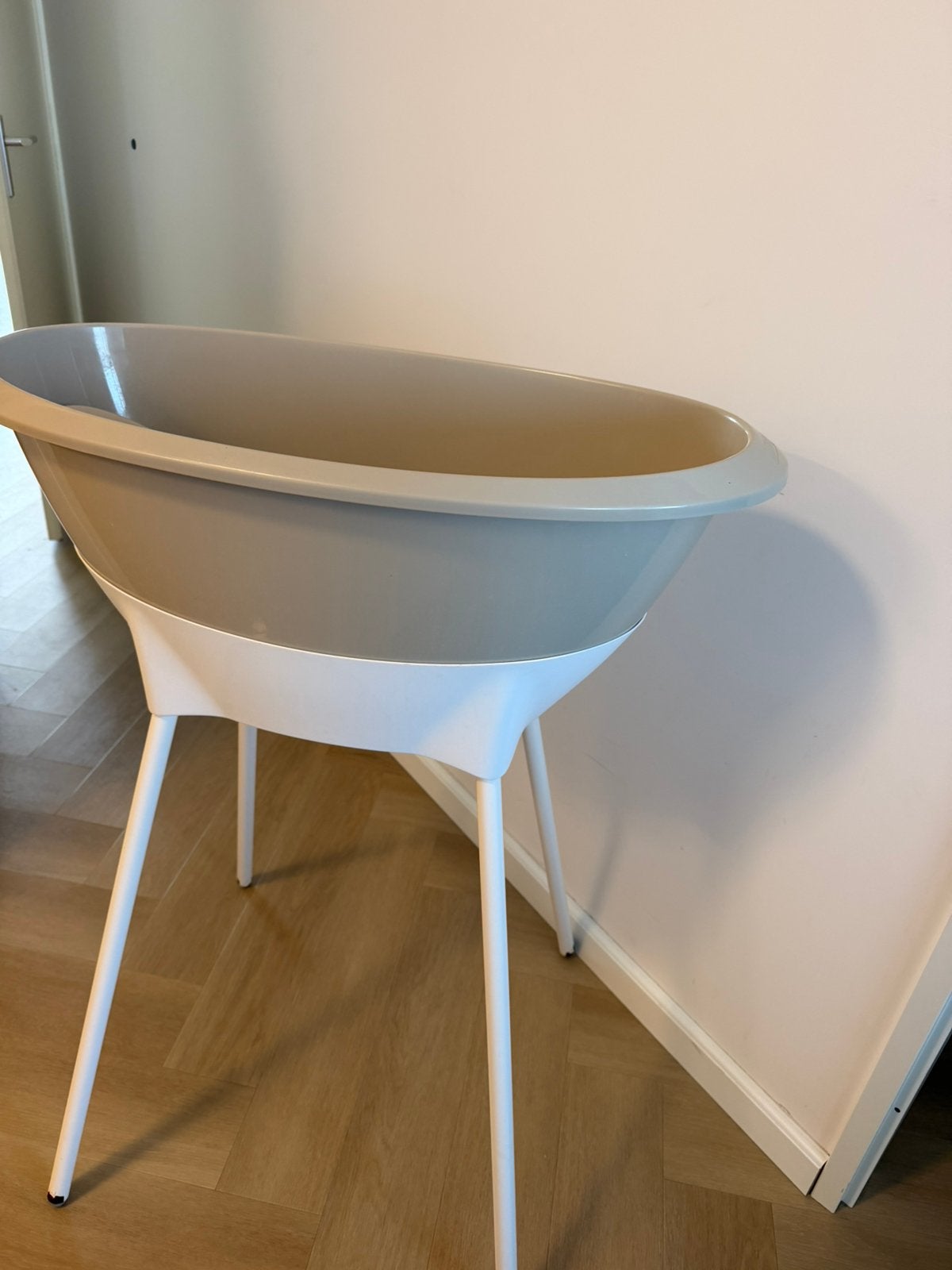 Luma beige badje inclusief zitje, Kinderen en Baby's, Ophalen of Verzenden, Zo goed als nieuw, Badje