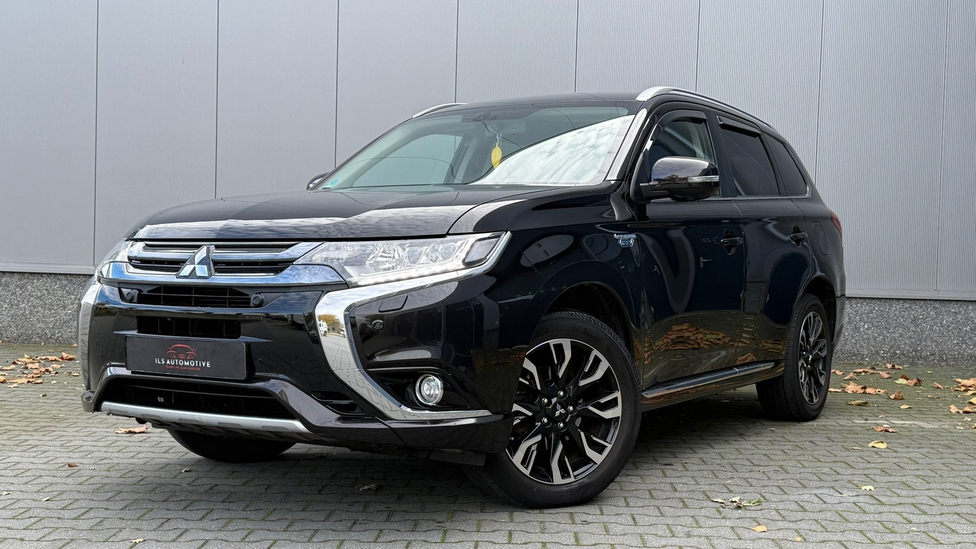 Mitsubishi Outlander 2.0 PHEV Business Edition, Auto's, 1998 cc, 4 cilinders, 1820 kg, Zwart