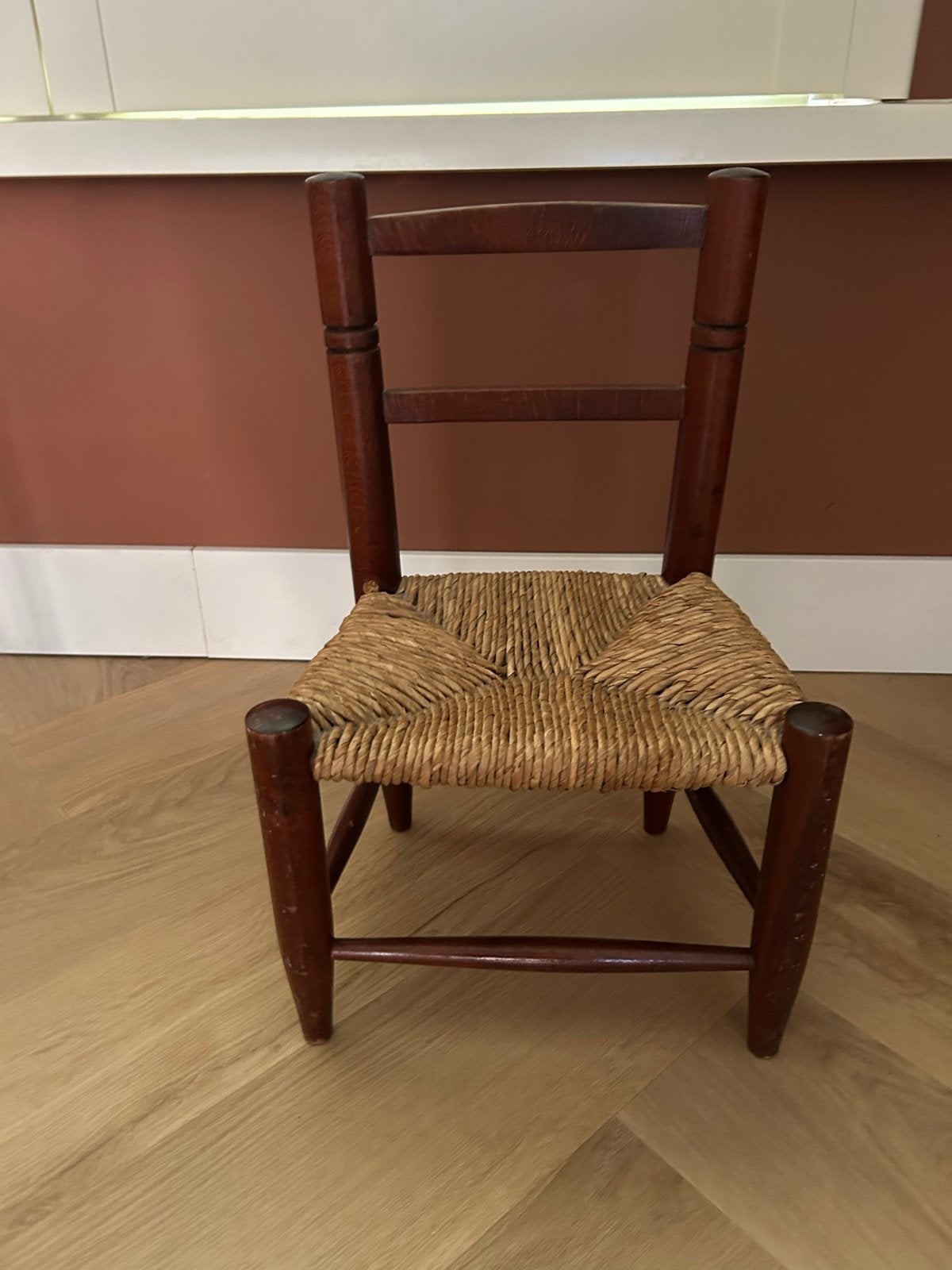 Vintage kinderstoel met rieten zitting, Ophalen