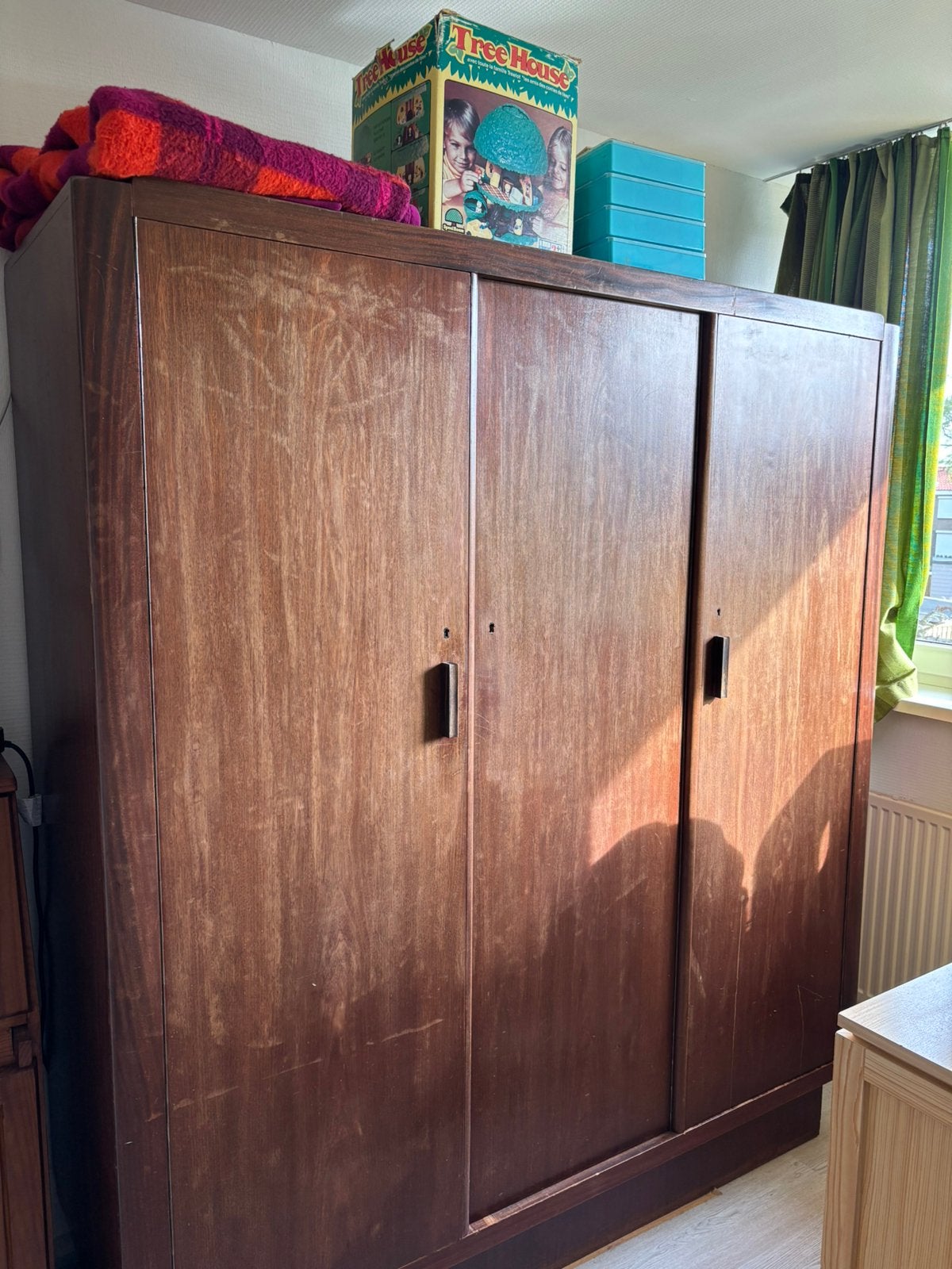 Vintage houten kledingkast, Huis en Inrichting, Ophalen, Gebruikt, Met plank(en), 150 tot 200 cm