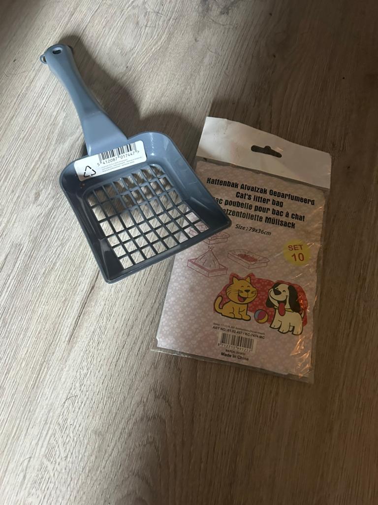 Kattenbak zakjes en schep, Dieren en Toebehoren, Kattenbakken, Ophalen, Zo goed als nieuw