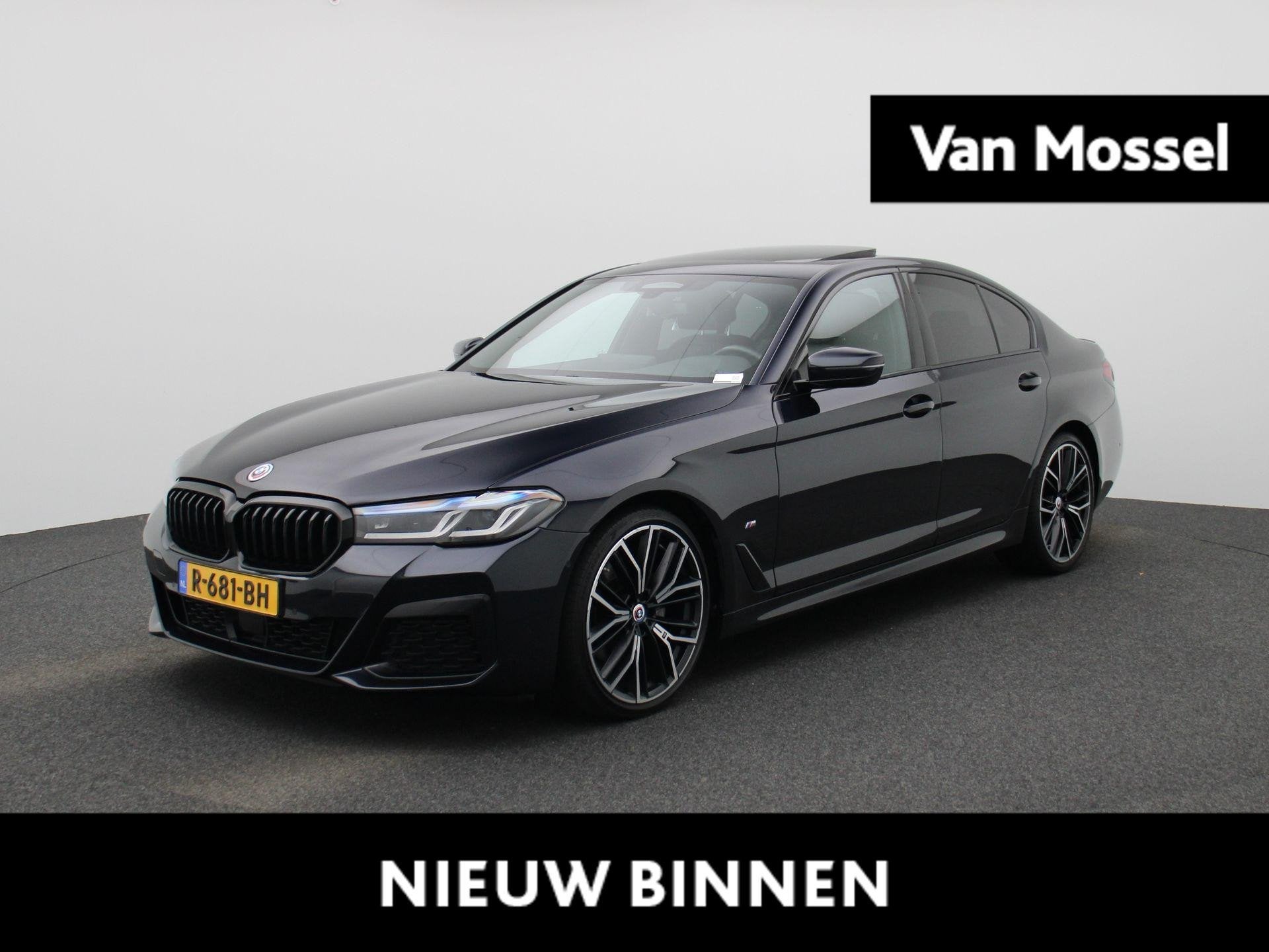 BMW 5-serie 520i Business Edition Plus | Automaat | Panorama, Automaat, Achterwielaandrijving, Gebruikt, 4 cilinders