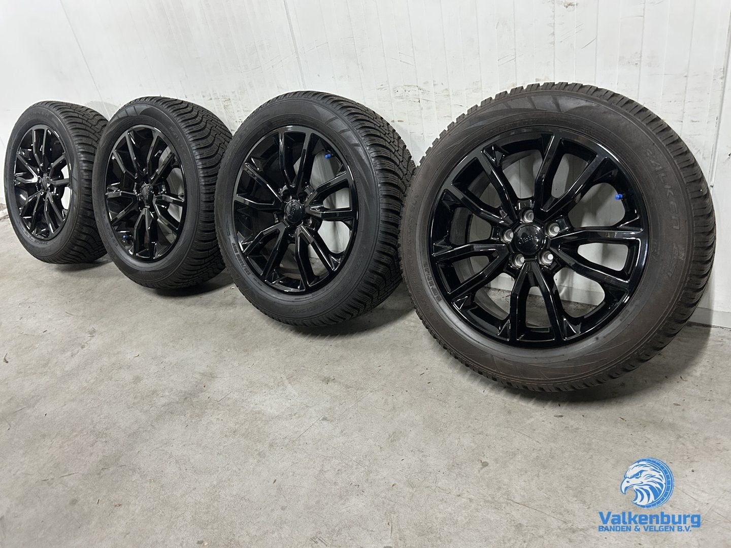 9-10mm! Originele Jeep Compass Renagade 18 inch zwarte velge