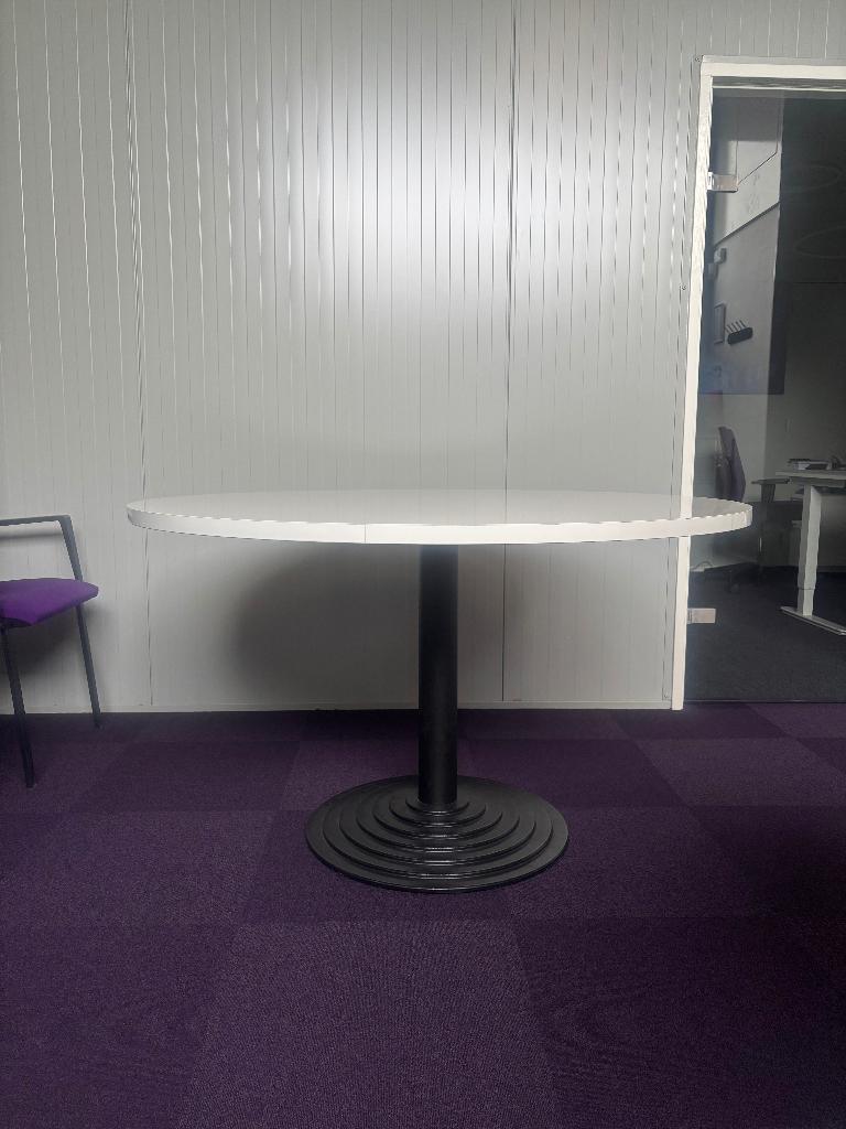 Tafel hoogglans wit, Ophalen, Gebruikt, Rond, Vijf personen of meer
