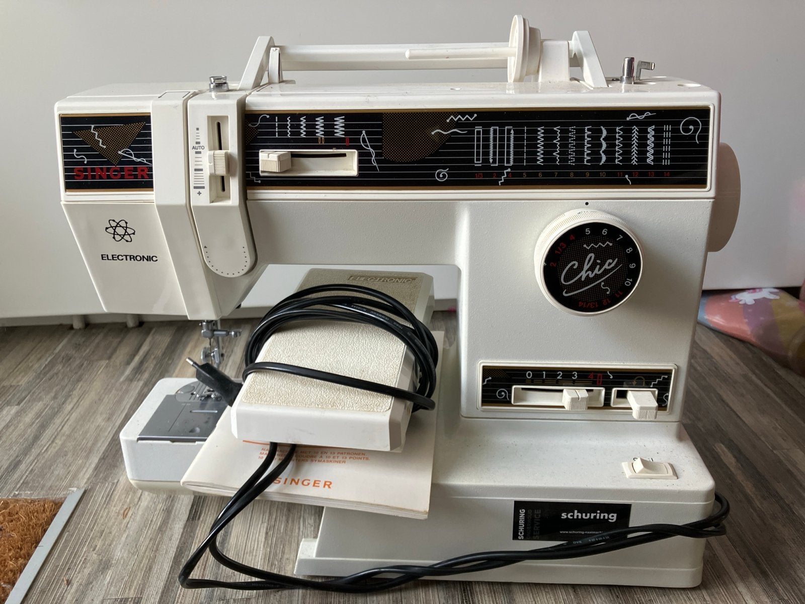 Singer Electronic Chic 5 Naaimachine - Zo goed als nieuw, Ophalen, Zo goed als nieuw, Naaimachine, Singer
