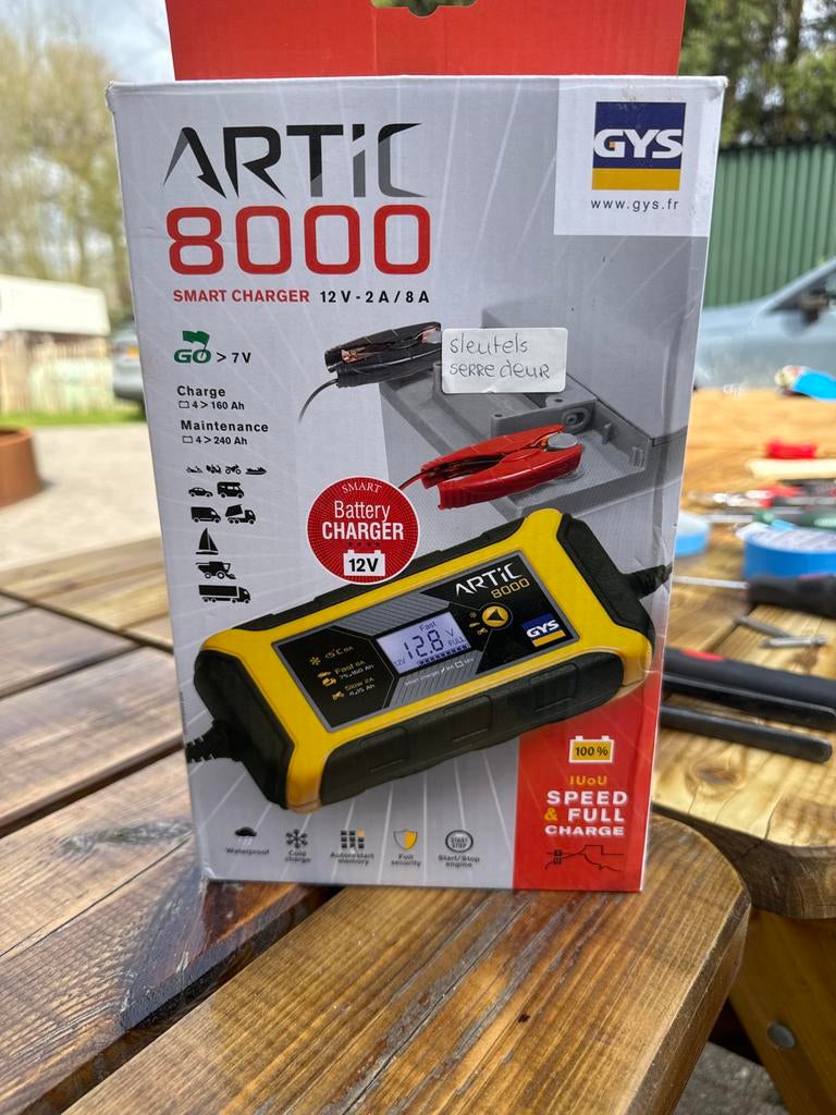 GYS Artic 8000 Slimme Acculader 12V - 2A/8A, Ophalen of Verzenden, Nieuw, Universele onderdelen
