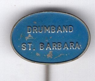 Drumband St. Barbara blauw op zilverkleurig speldje( V_183a), Verzenden, Nieuw, Merk, Speldje of Pin