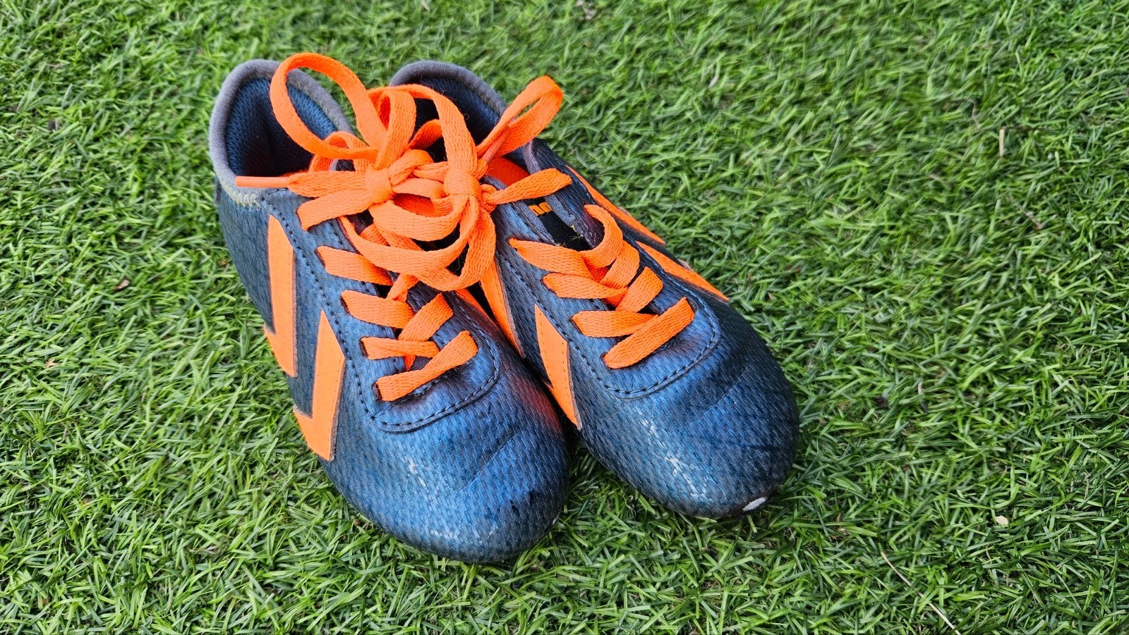 Hummel voetbalschoenen maat 27, Ophalen of Verzenden, Gebruikt, Schoenen
