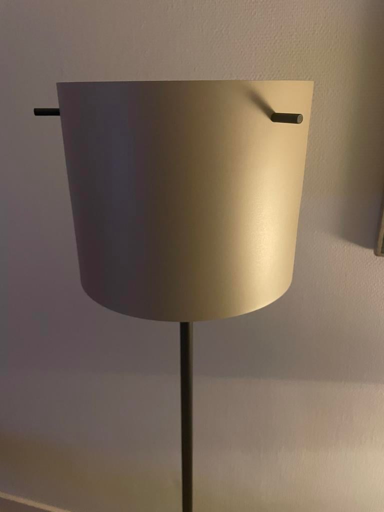 Frandsen vloerlamp, design Fiis en Moltke, z.g.a.n., Ophalen, Rond, Zo goed als nieuw, 50 cm of meer