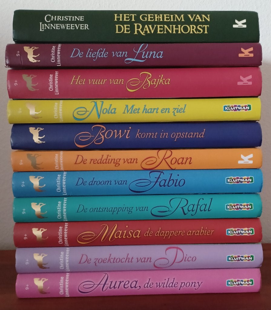 Christine Linneweever - 11 paarden boeken, Ophalen, Zo goed als nieuw, Christine Linneweever, Fictie
