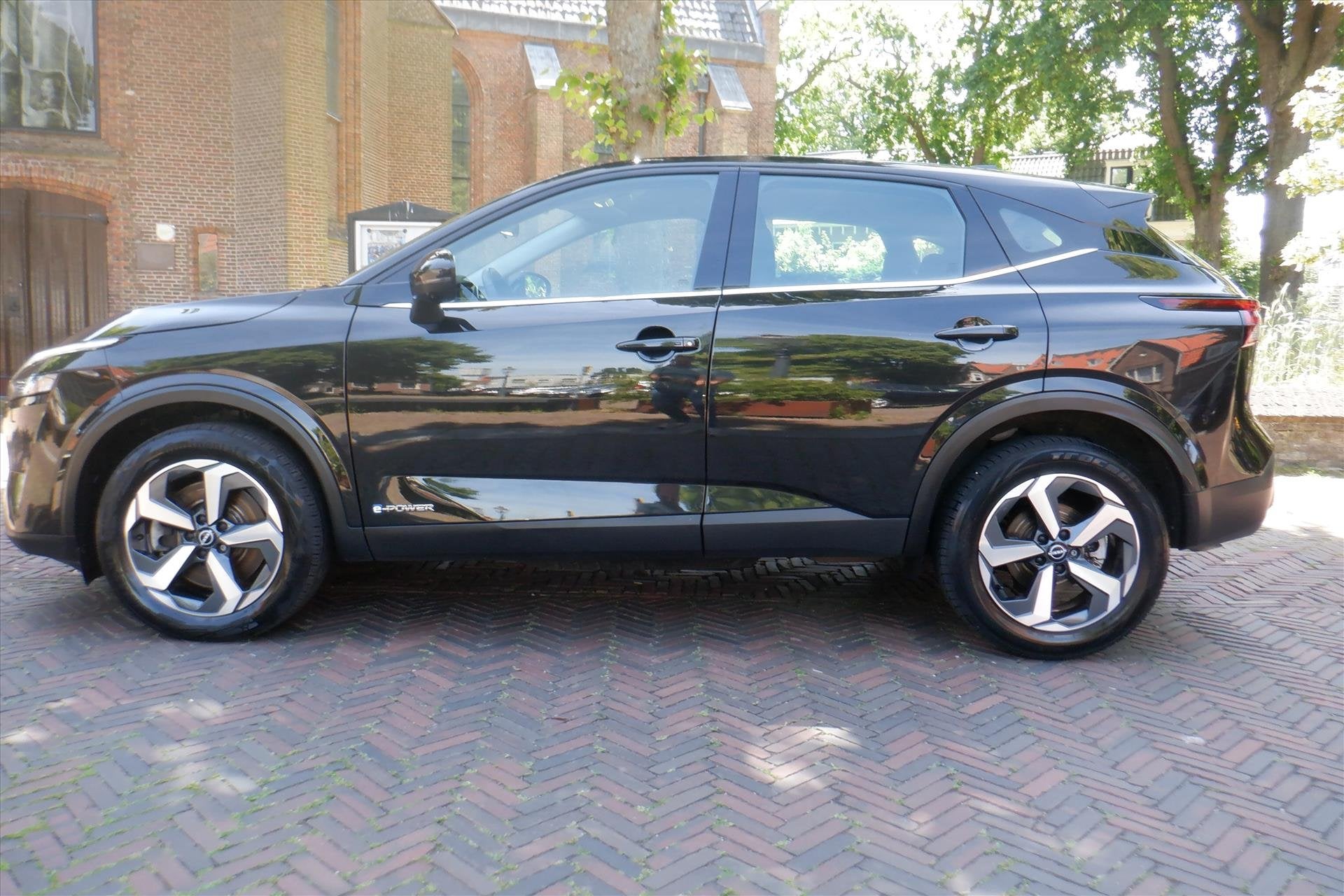 Nissan Qashqai E-power 190pk N-Connecta, Auto's, 12 maanden, Gebruikt, Zwart, Bedrijf