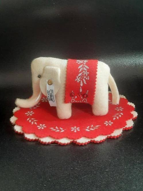 Steiff speldenkussen olifant, clubeditie 2002, Ophalen of Verzenden, Zo goed als nieuw, Overige typen, Steiff