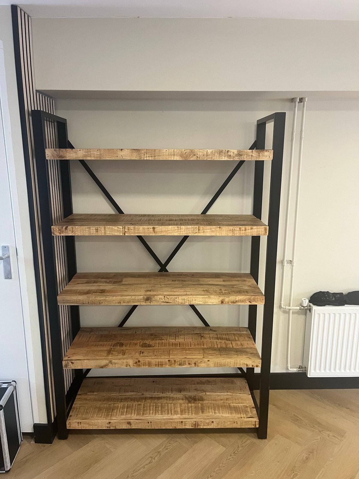 Industriële Stelingkast/Plankenkast/Boekenkast met Mangohout, Ophalen, Met plank(en), 50 tot 100 cm, Zo goed als nieuw
