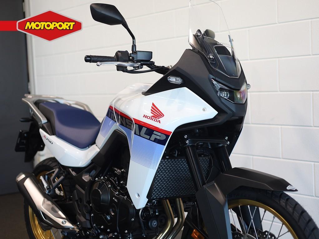 Honda XL 750 Transalp (bj 2025), Motoren, Motoren | Honda, 750 cc, Bedrijf, Mc.benelux@honda-eu.com, Toermotor