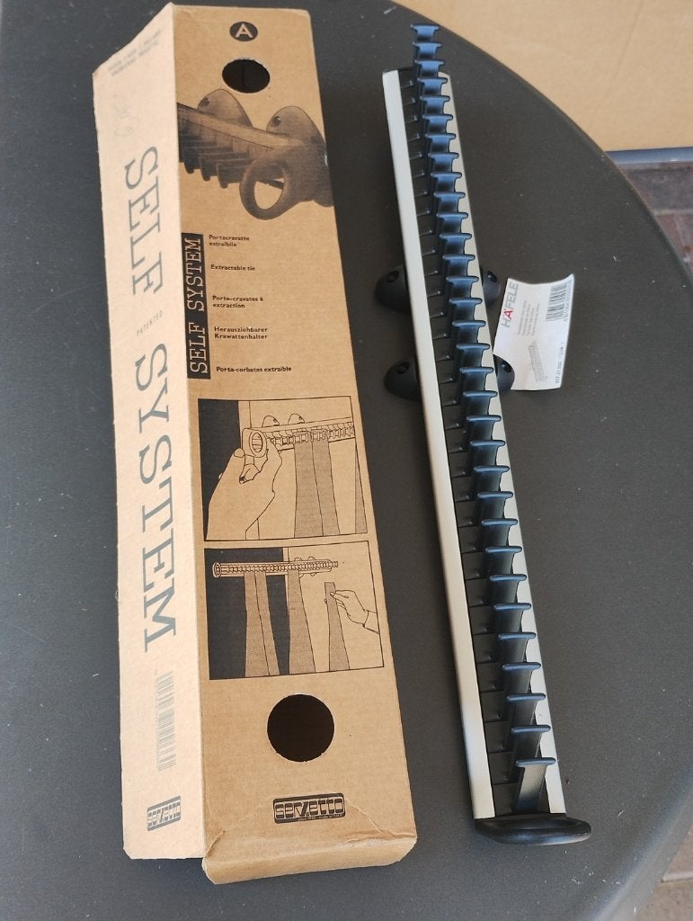 Servetto Häfele stropdassen houder uittrekbaar nieuw, Zwart, Nieuw, Kunststof, Ophalen of Verzenden
