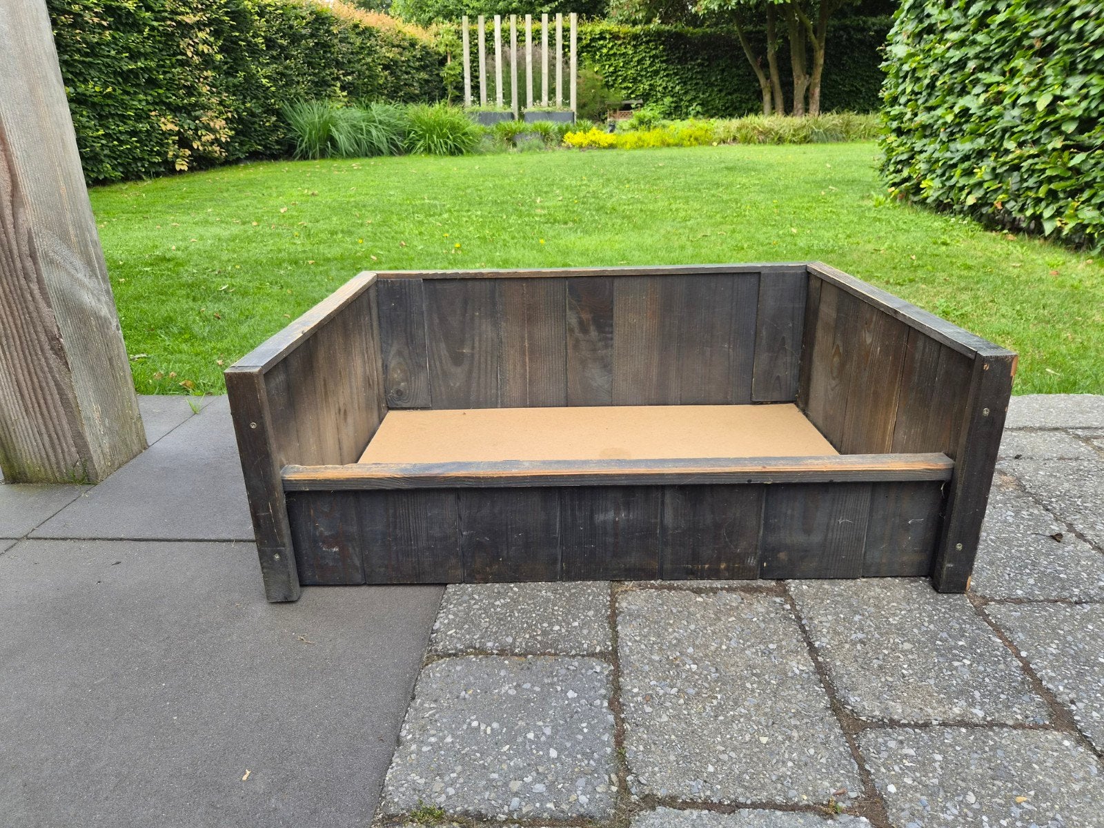 Steigerhouten hondenmand, Dieren en Toebehoren, Ophalen, Gebruikt, Overige