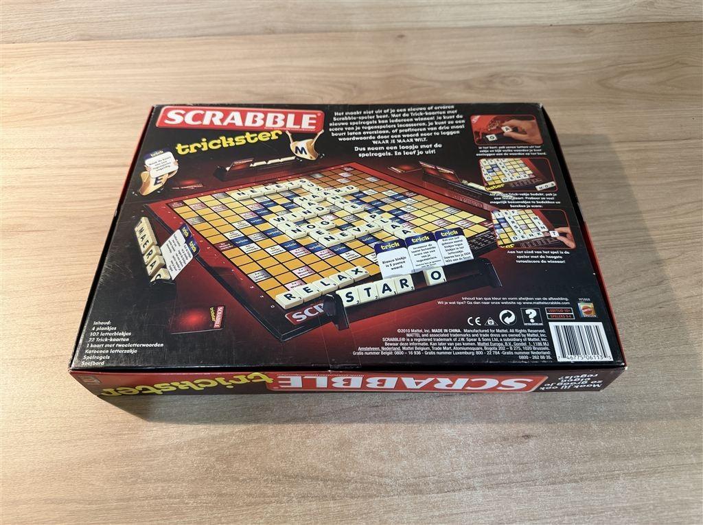 Scrabble trickster - s6875, Hobby en Vrije tijd, Gezelschapsspellen | Bordspellen, Verzenden, Zo goed als nieuw