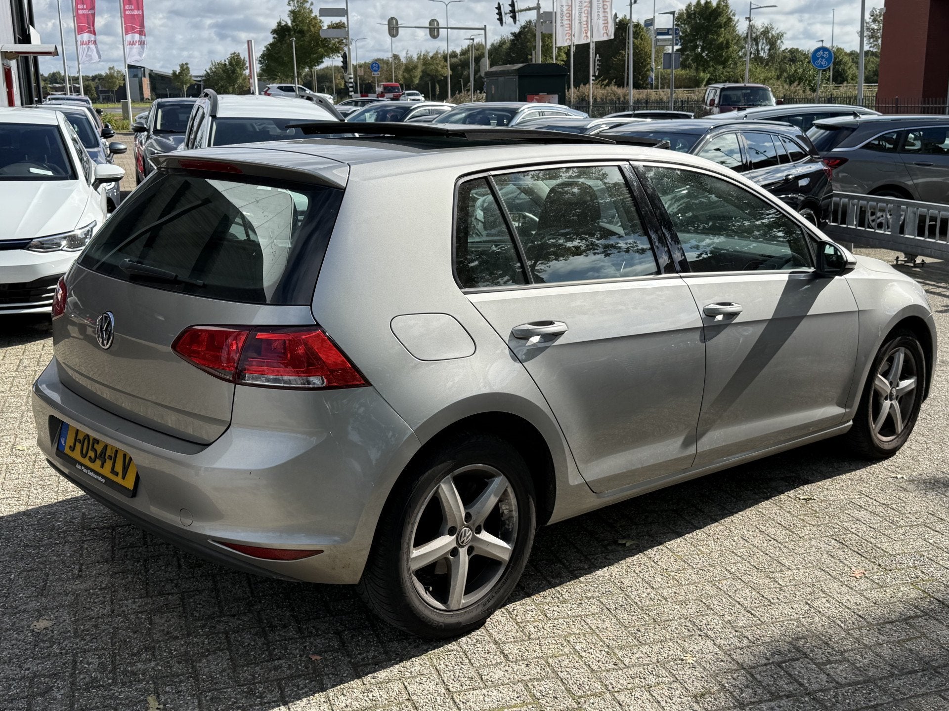 Volkswagen Golf BWJ 2013 1.2 TSI Easyline PANORAMADAK | STOE, Voorwielaandrijving, Gebruikt, Zwart, 4 cilinders