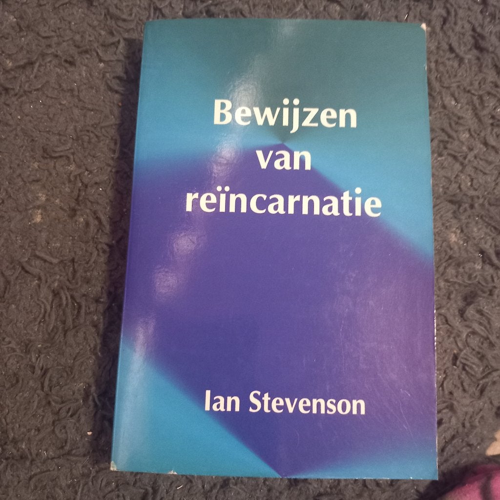 Boek Bewijzen van reincarnatie, Boeken, Ophalen of Verzenden, Zo goed als nieuw, Diverse auteurs