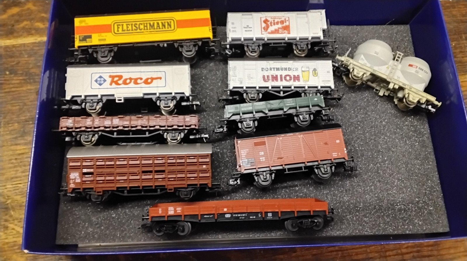 10x fleischmann en roco wagons 50 euro
Zie foto voor een goe, Gelijkstroom, Fleischmann, Wagon, Ophalen of Verzenden