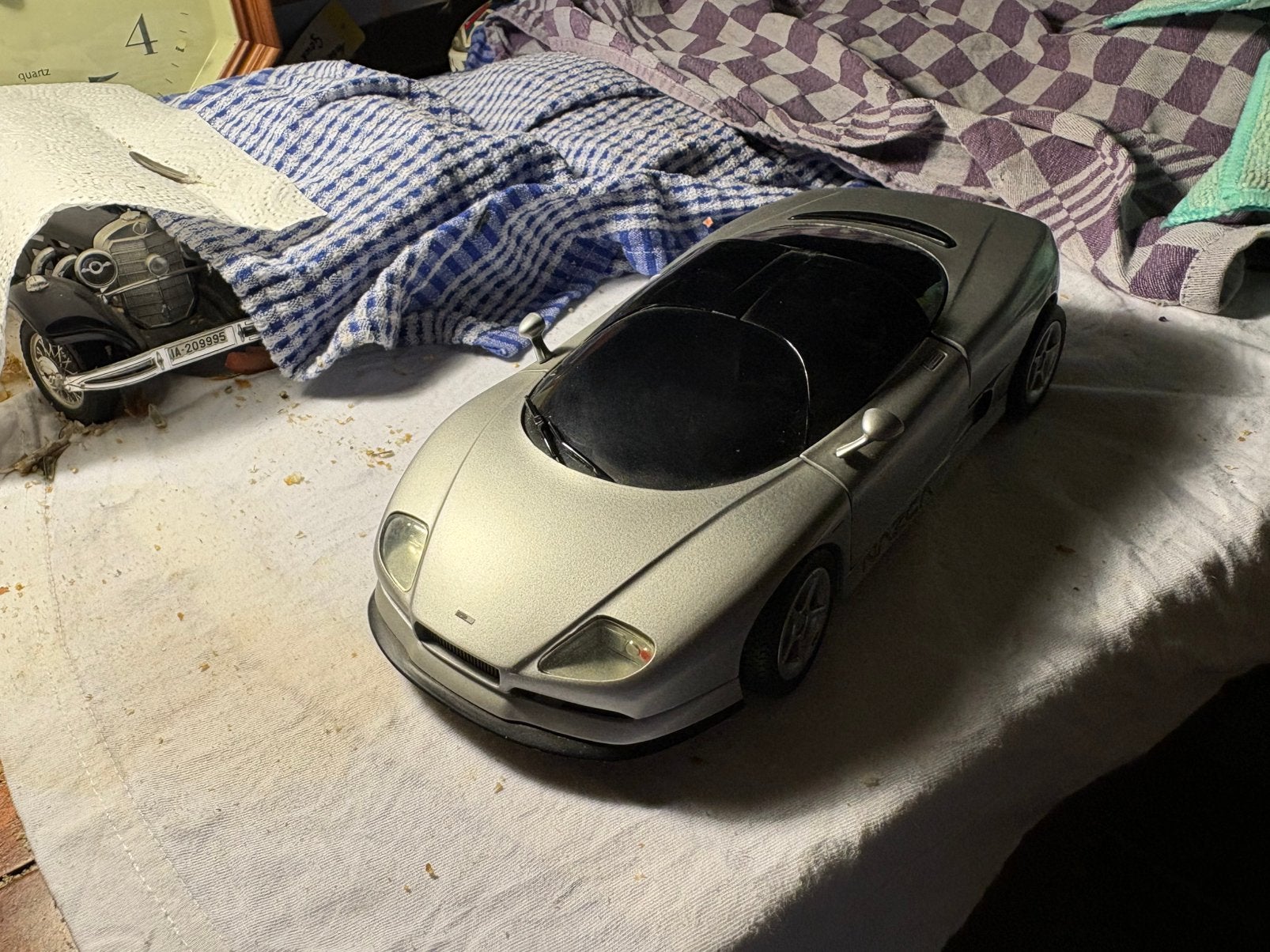 NAZCA.  Met BMW motor.  M 12 .   REVELL, Hobby en Vrije tijd, Ophalen of Verzenden, Zo goed als nieuw, Revell