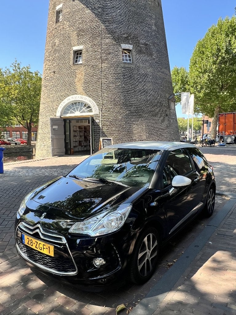 Citroën DS3 1.2 VTI 2012 Zwart | Navi | Cruise| Nieuwe APK!, Auto's, Voorwielaandrijving, 40 €/maand, Zwart, 1199 cc