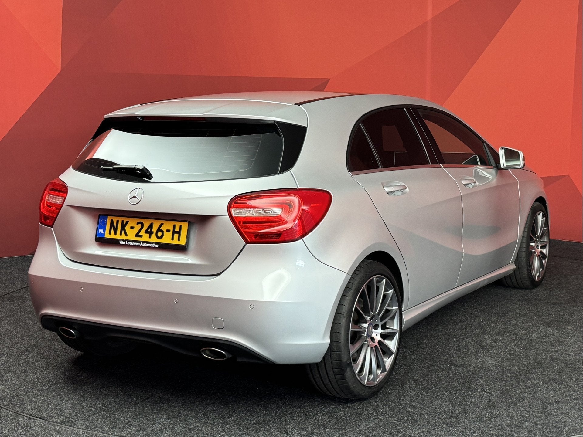 Mercedes-Benz A-Klasse 250 Ambition | Pano | Leer | PDC | Cl, Auto's, 1345 kg, Gebruikt, 4 cilinders, Leder