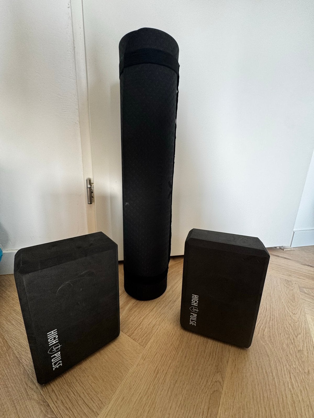 Yogamat en yogablokken set - High Pulse, Ophalen, Gebruikt, Yogamat