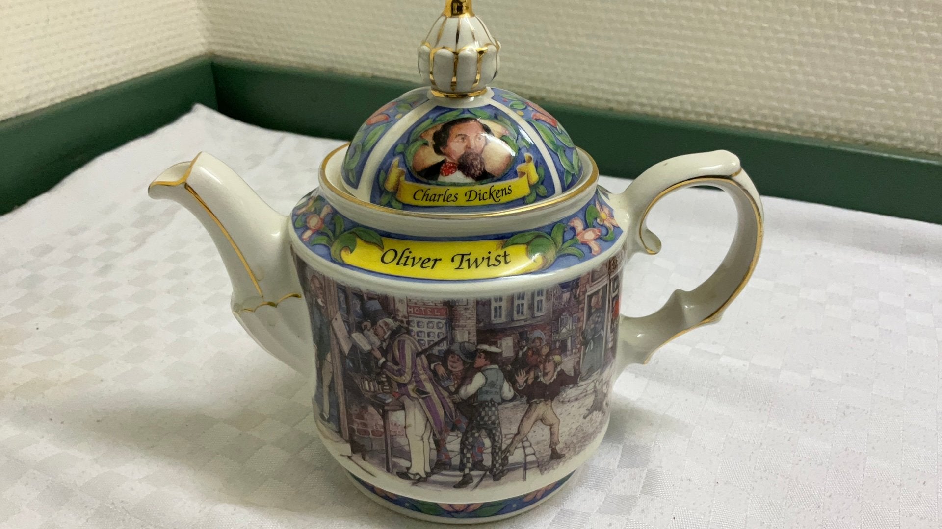 Sadler theepot dickens, oliver twist, vintage engeland, Ophalen of Verzenden