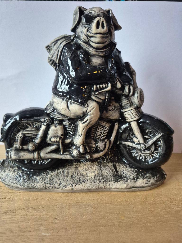 Keramische waterpijp: Varken op Harley Davidson, Verzamelen, Rookartikelen, Aanstekers en Luciferdoosjes, Ophalen, Nieuw, (Water)pijp