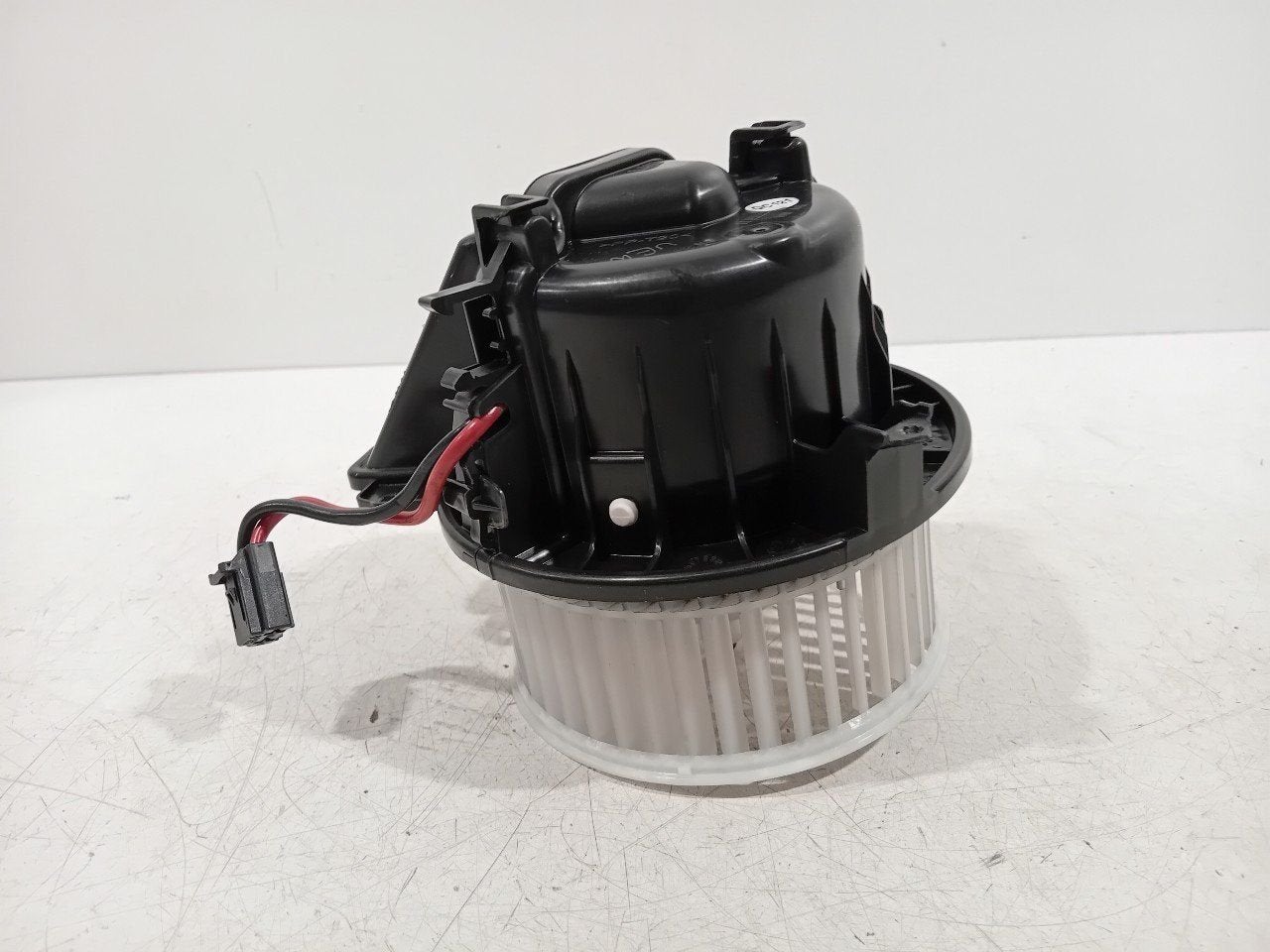 Kachel ventilator motor Volkswagen Polo, Auto-onderdelen, Onderdelen@venauto.nl, Van der Ven Autorecycling B.V., Gebruikt, Ettenseweg 76, 4706 PB Roosendaal, The Netherlands