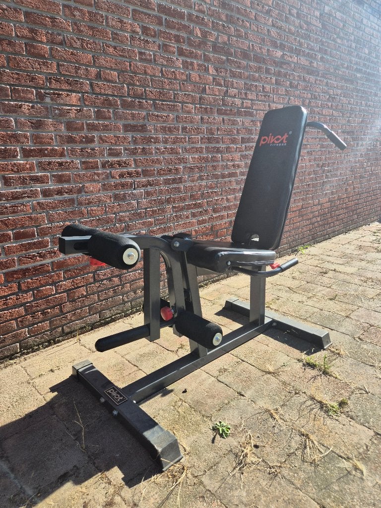 Pivot Fitness verstelbare leg extension / leg curl bank, Ophalen, Gebruikt, Fitnessbank