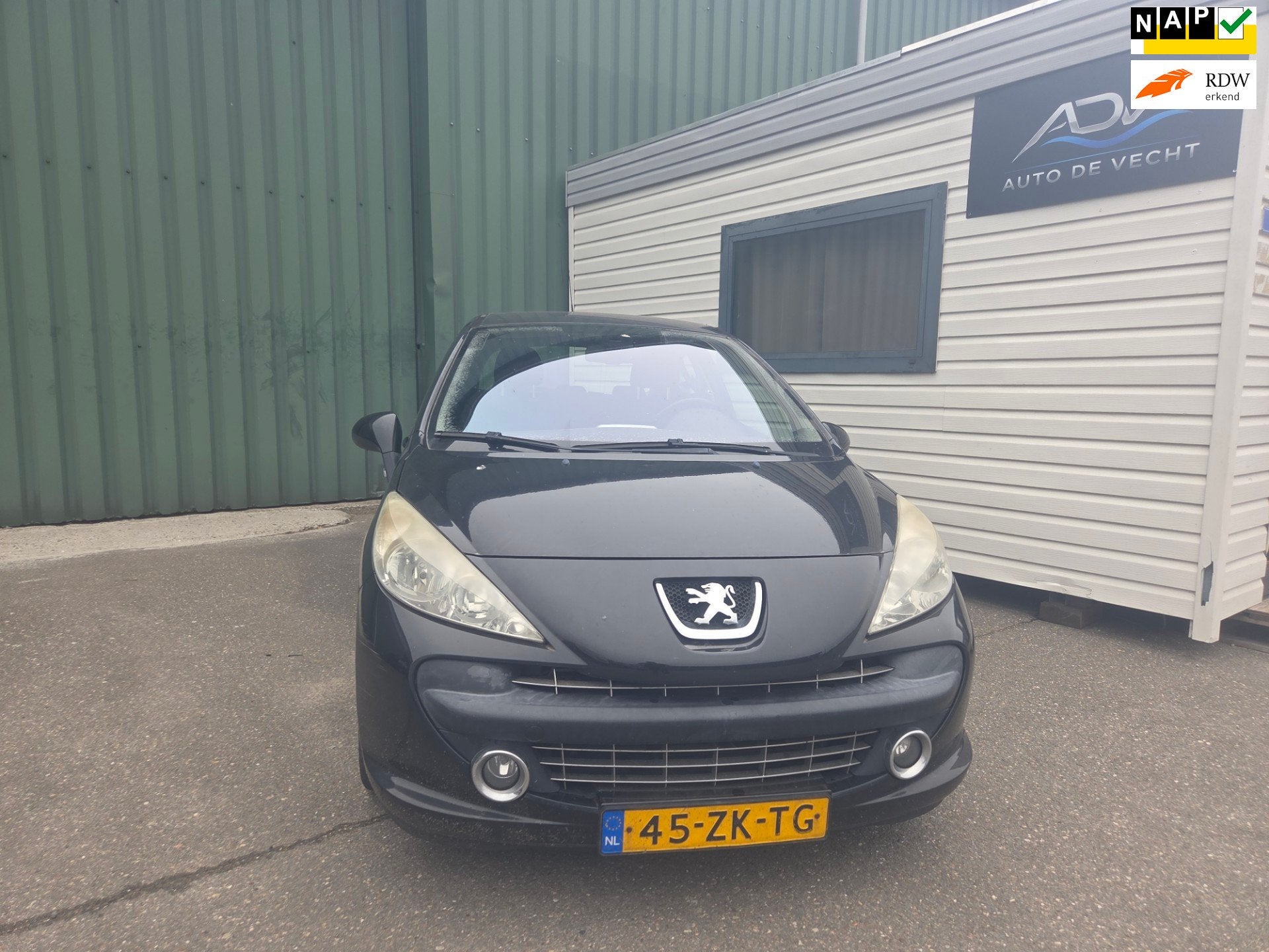 Peugeot 207 1.6 VTi XS Pack - AIRCO - 3 DEURS - LM VELGEN -, Auto's, Voorwielaandrijving, Gebruikt, 4 cilinders, Zwart