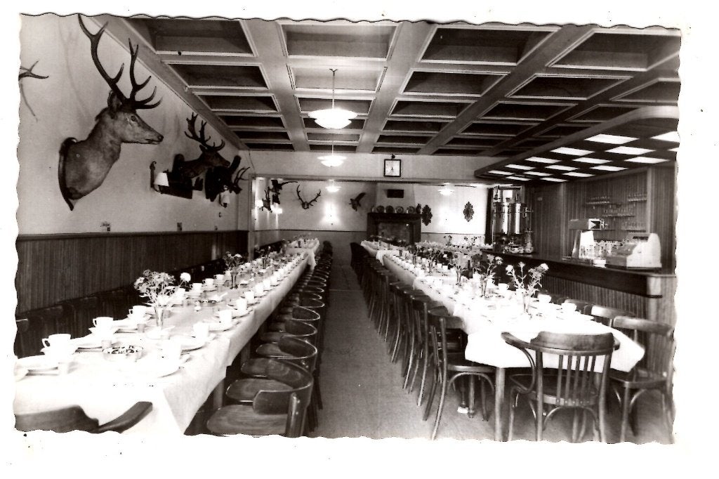 Apeldoorn 2  De Korenbeurs, Ophalen of Verzenden, 1940 tot 1960, Ongelopen, Gelderland