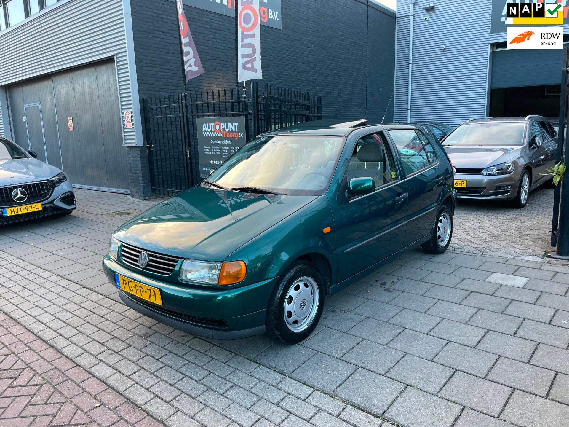 Volkswagen Polo 1.6 Automaat Stuurbekrachtiging Schuifdak NA, Auto's, 450 kg, 4 cilinders, Origineel Nederlands, Bedrijf
