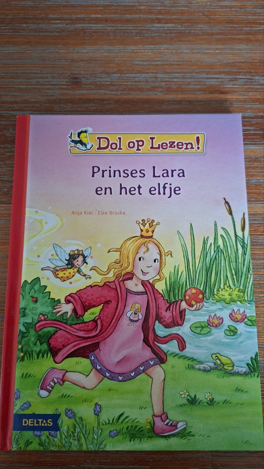 Prinses Lara en het elfje, Ophalen of Verzenden, Zo goed als nieuw