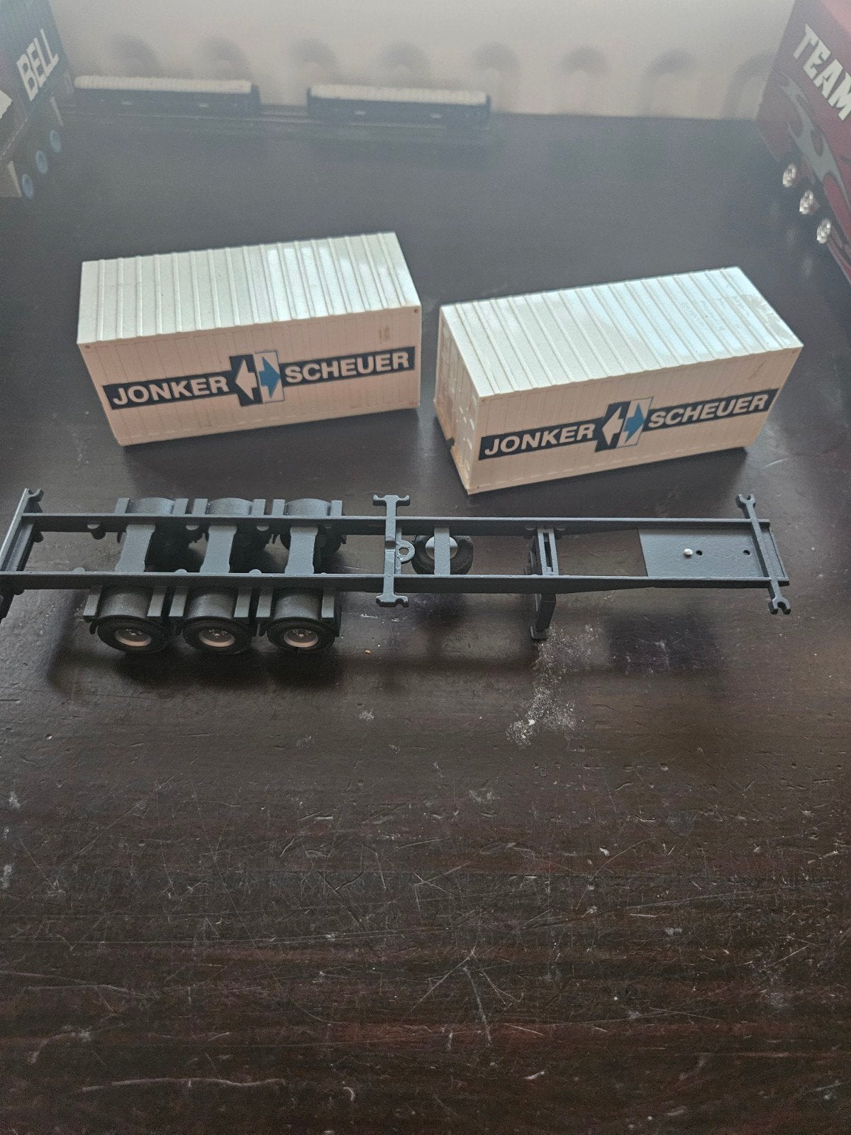 1:50 container chassis, Ophalen of Verzenden, Zo goed als nieuw, Bus of Vrachtwagen, Tekno