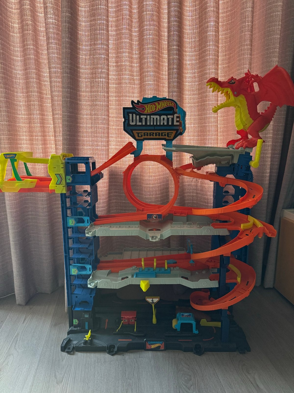 Hot Wheels Ultimate Garage met draak, Ophalen, Met looping, Racebaan, Gebruikt