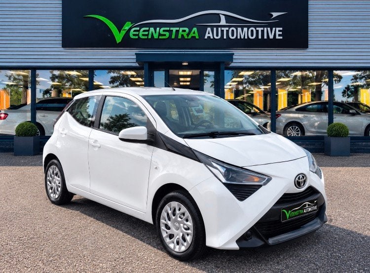 Toyota Aygo 1.0 VVT-i X-Play | 2019 | 233.000 KM | Airco | M, Auto's, Voorwielaandrijving, Stof, Gebruikt, 4 stoelen
