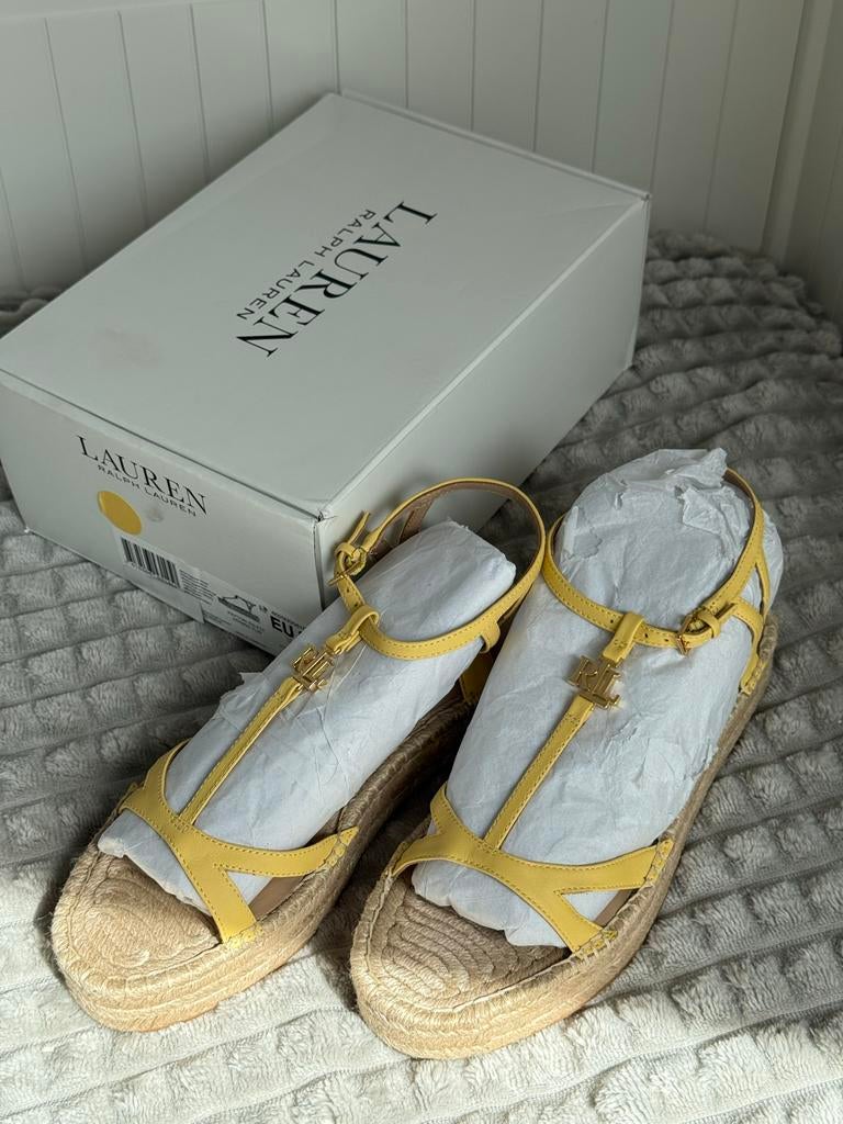 Ralph Lauren Espadrille Sandalen - Nieuw met doos, Ophalen of Verzenden, Nieuw, Geel, Sandalen of Muiltjes