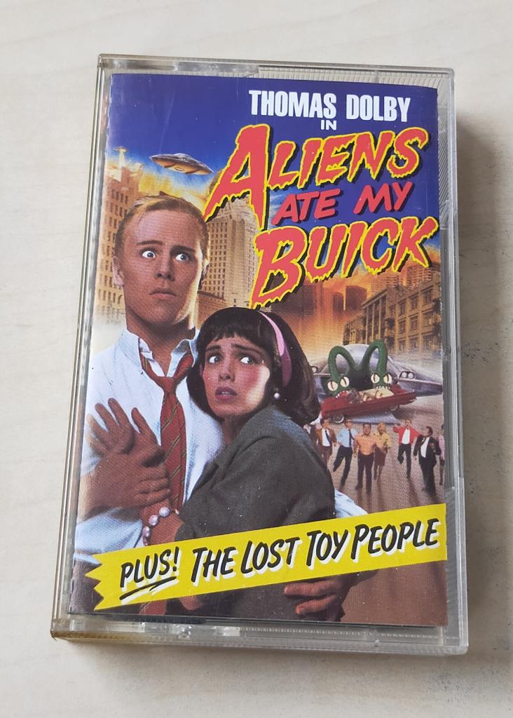 Thomas Dolby In Aliens Ate My Buick Cassette MC 1988, 1 bandje, Zo goed als nieuw, Pop, Communications@umusic.com