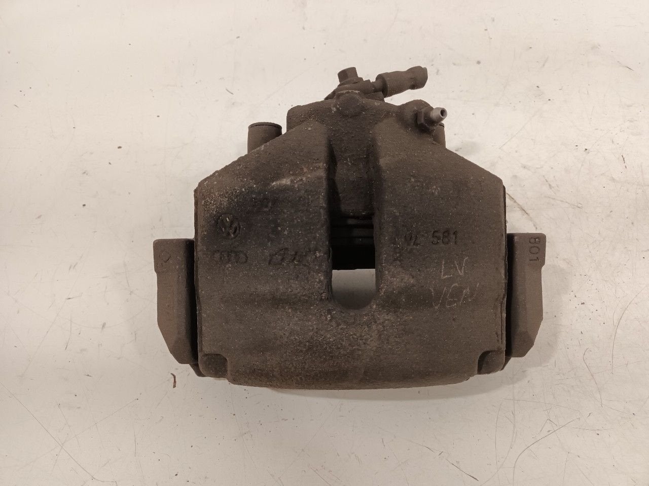 Remklauw links voor Volkswagen Scirocco