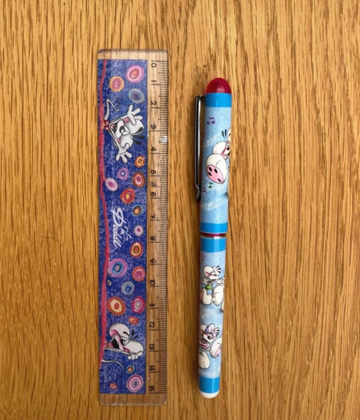 Mooie pen met dop + liniaal van Diddl, Verzamelen, Diddl, Ophalen of Verzenden, Zo goed als nieuw, Pen, Potlood of Stift