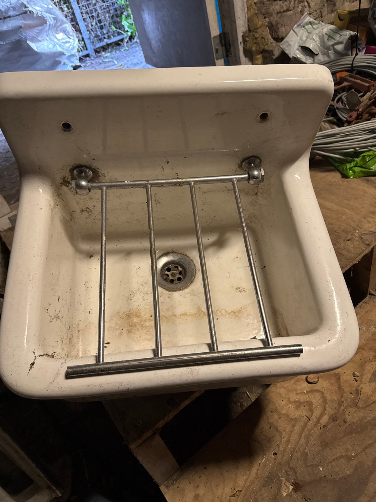 Vintage wasbak met rooster - Gebruikt, Ophalen, Gebruikt, Wastafel