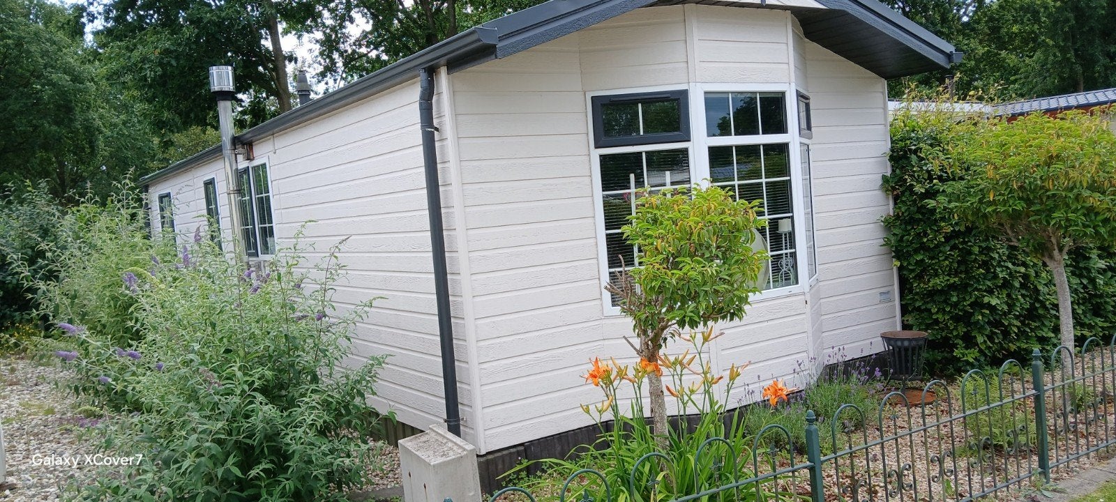 Chalet  op vakantiepark mooie Oavelt Drenhte, In bos, 2 slaapkamers, Recreatiepark, Chalet, Bungalow of Caravan