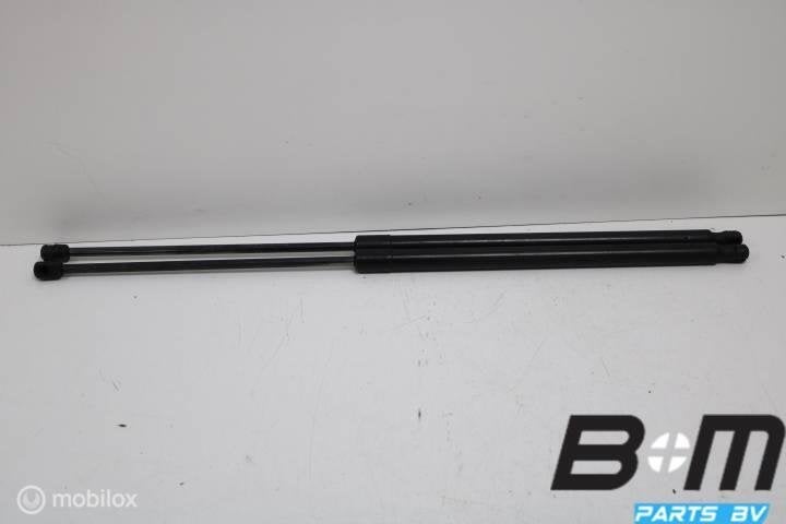 Set achterklep gasveren VW Caddy 2K 2K0827550A, Gebruikt